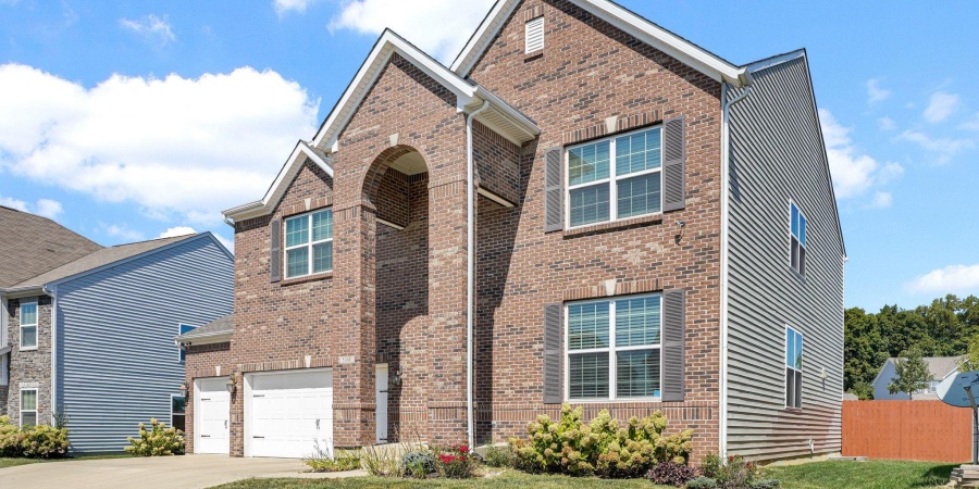 5368 W Stonewood Drive, Bloomington, Indiana 47403,MLS,202537413