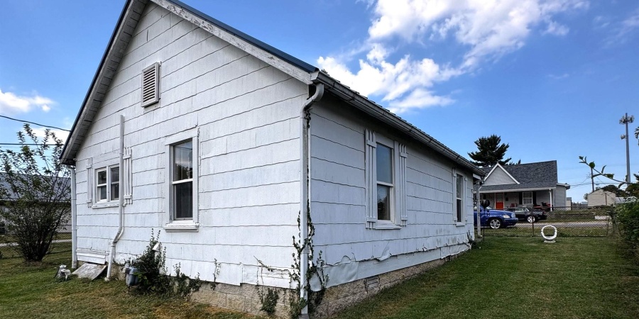222 Grissom Avenue, Mitchell, Indiana 47446,MLS,202537477