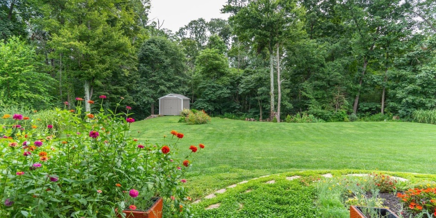 6135 W Corral Way Drive, Bloomington, Indiana 47403,MLS,202537527
