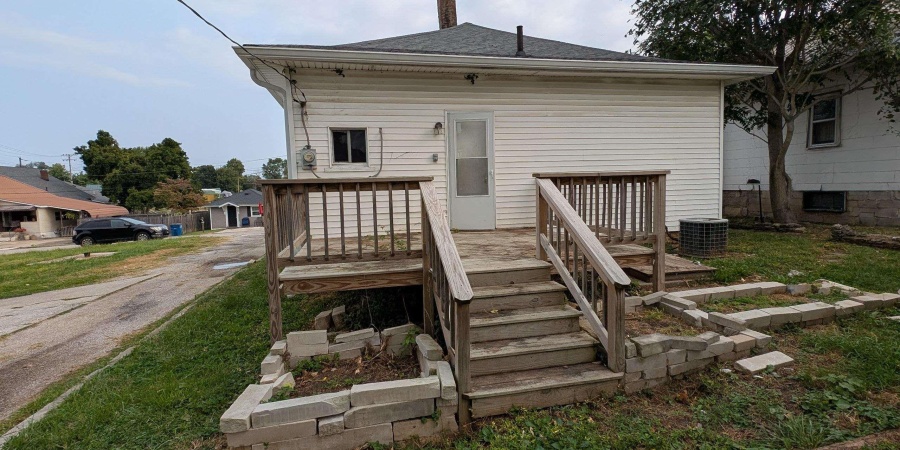 1228 9Th Street, Bedford, Indiana 47421-2518,MLS,202537567