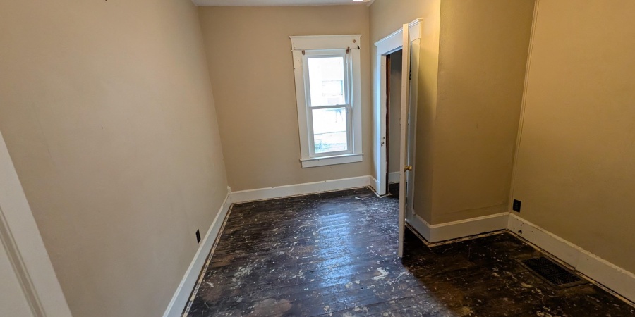 1228 9Th Street, Bedford, Indiana 47421-2518,MLS,202537567