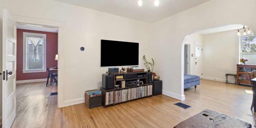 808 W 2nd Street, Bloomington, Indiana 47403,MLS,202537580