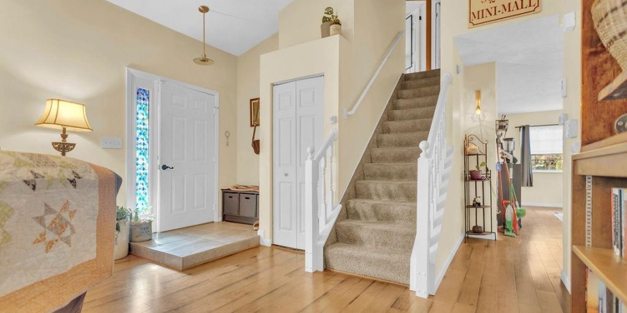 2712 S Pine Meadows Drive, Bloomington, Indiana 47403-3411,MLS,202537617