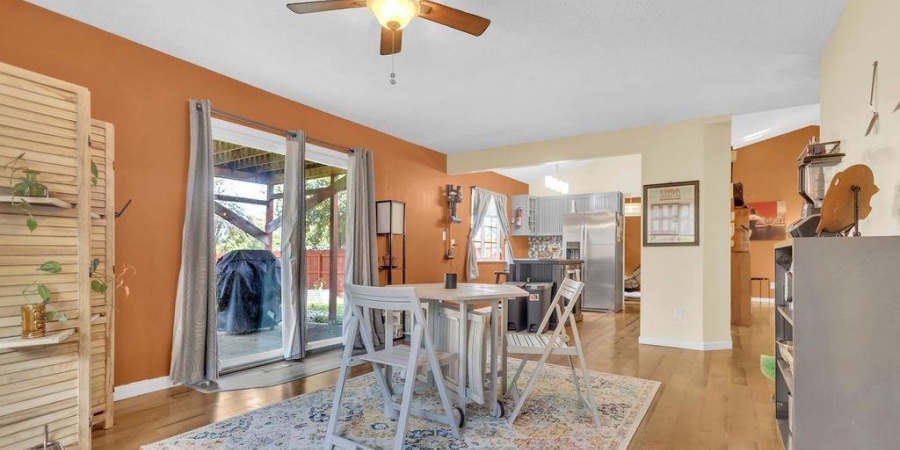 2712 S Pine Meadows Drive, Bloomington, Indiana 47403-3411,MLS,202537617