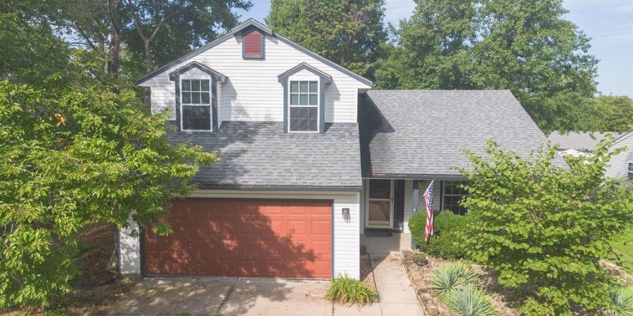 2712 S Pine Meadows Drive, Bloomington, Indiana 47403-3411,MLS,202537617