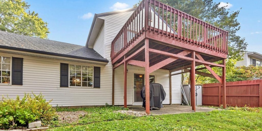 2712 S Pine Meadows Drive, Bloomington, Indiana 47403-3411,MLS,202537617