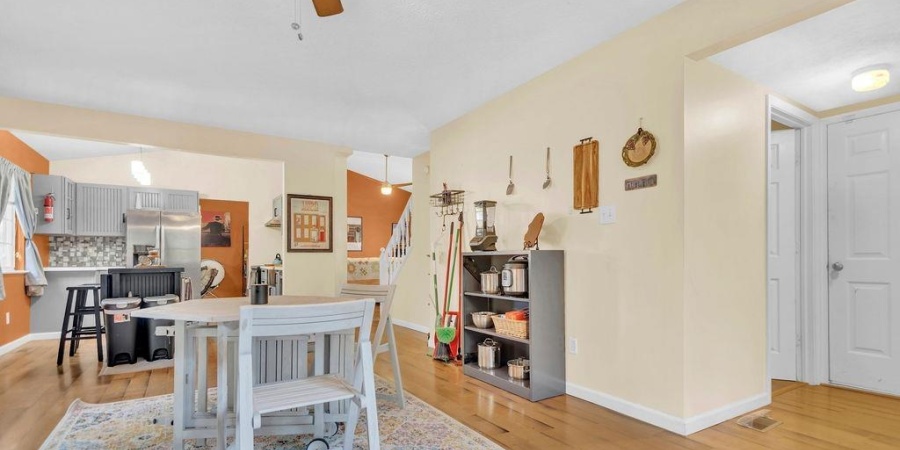 2712 S Pine Meadows Drive, Bloomington, Indiana 47403-3411,MLS,202537617