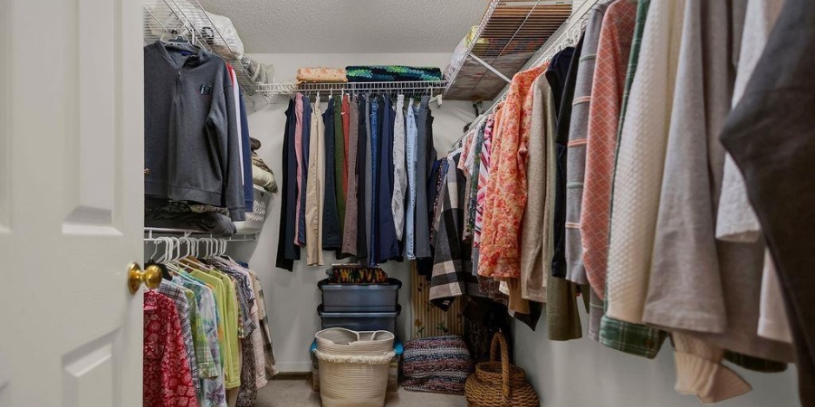 4306 E Whitley Drive, Bloomington, Indiana 47401,MLS,202537646