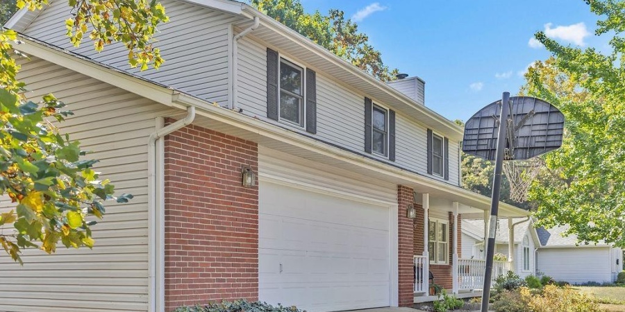 4306 E Whitley Drive, Bloomington, Indiana 47401,MLS,202537646