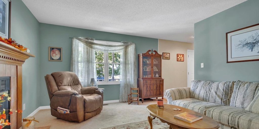 4306 E Whitley Drive, Bloomington, Indiana 47401,MLS,202537646