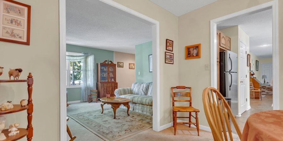 4306 E Whitley Drive, Bloomington, Indiana 47401,MLS,202537646