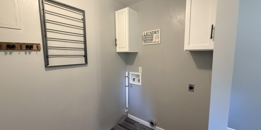 809 E Azalia Drive, Terre Haute, Indiana 47802,MLS,202537655