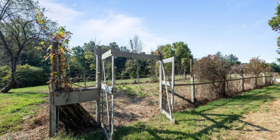 1000 W Williams Road, Bloomington, Indiana 47404,MLS,202537748