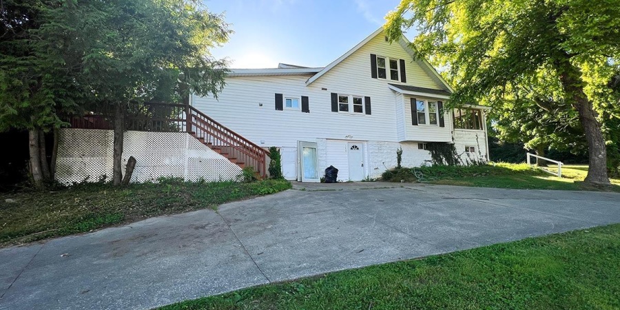 1401 W Allen Street, Bloomington, Indiana 47403,MLS,202537857