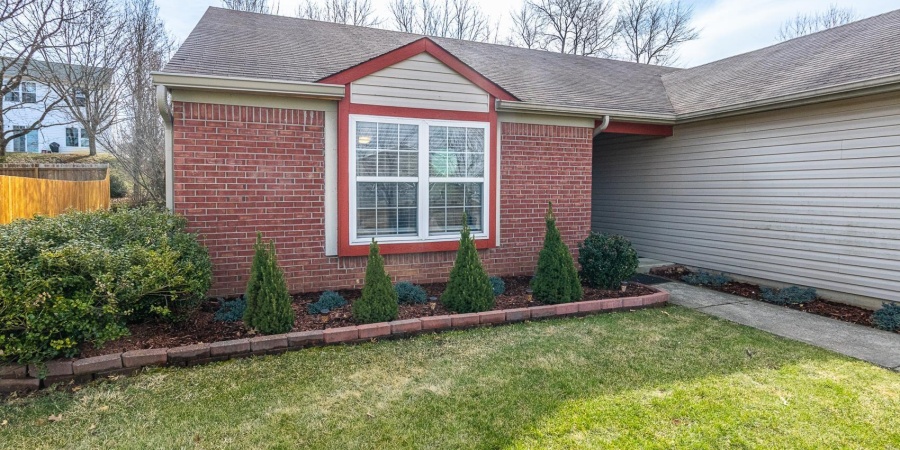 635 S Fieldstone Boulevard, Bloomington, Indiana 47403,MLS,202537890