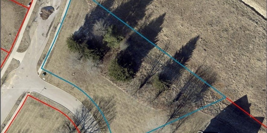 2811 E Geneva Circle, Bloomington, Indiana 47401-5196,MLS,202537801