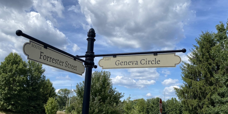 2811 E Geneva Circle, Bloomington, Indiana 47401-5196,MLS,202537801