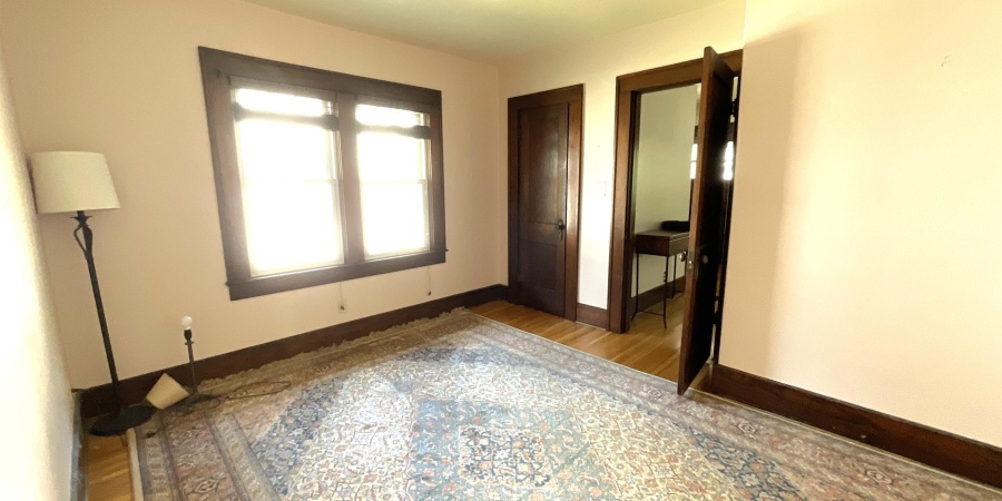 225 N Montgomery Street, Spencer, Indiana 47460-1317,MLS,202537822