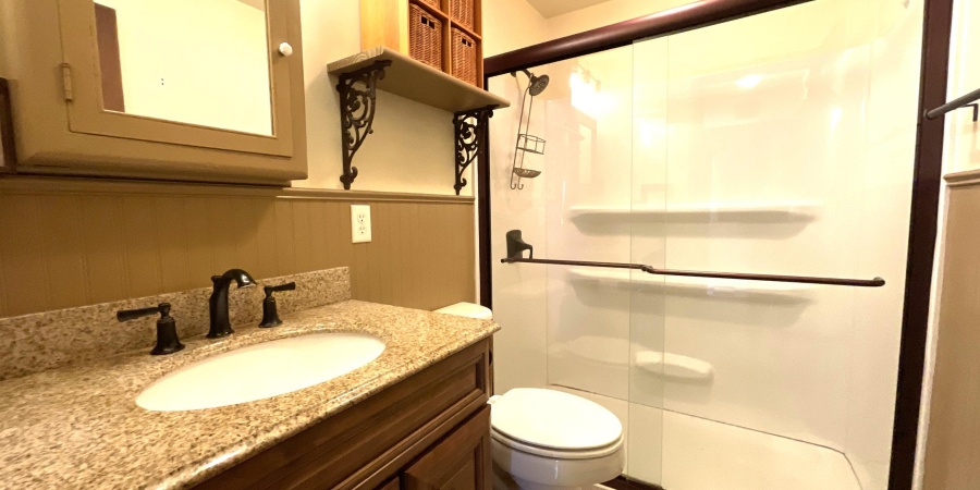 225 N Montgomery Street, Spencer, Indiana 47460-1317,MLS,202537822