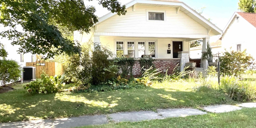 225 N Montgomery Street, Spencer, Indiana 47460-1317,MLS,202537822