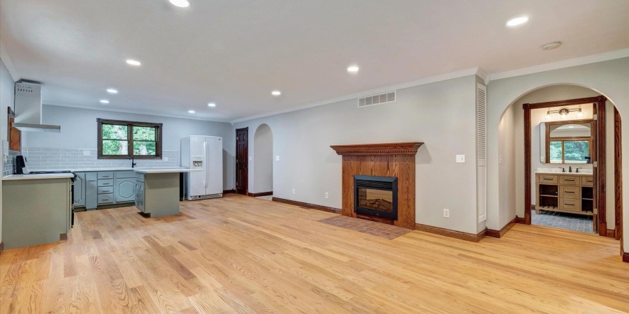 4975 E SR 46, Bloomington, Indiana 47401,MLS,202537952