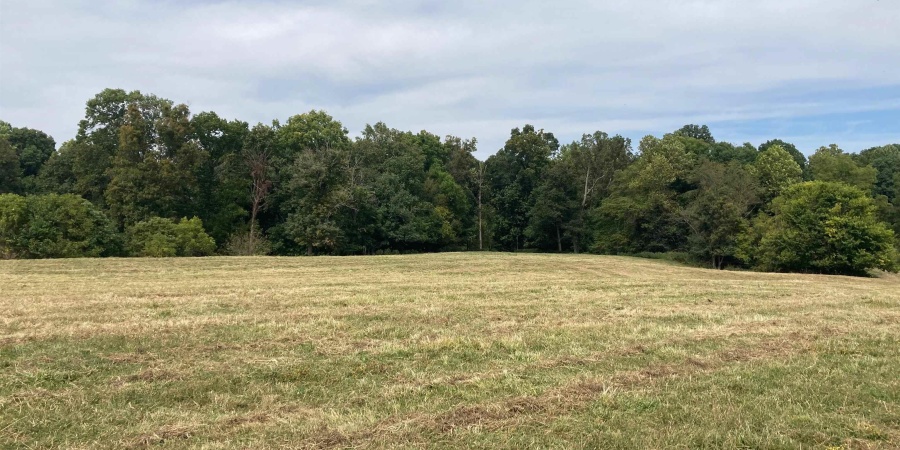 960 N Blue Barn Road, Bloomfield, Indiana 47424,MLS,202538161