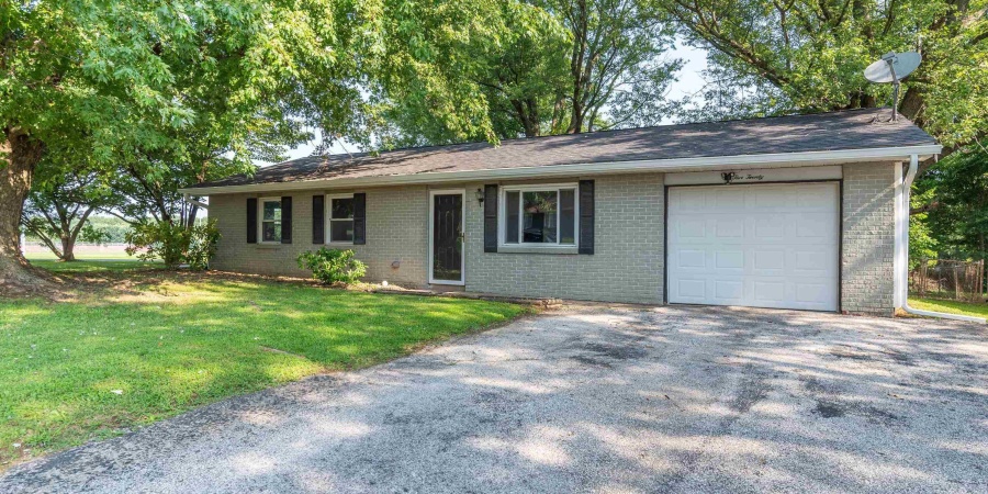 520 W Hickory Drive, Ellettsville, Indiana 47429,MLS,202538111