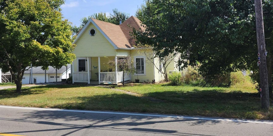 551 N Washington Street, Bloomfield, Indiana 47424,MLS,202538264