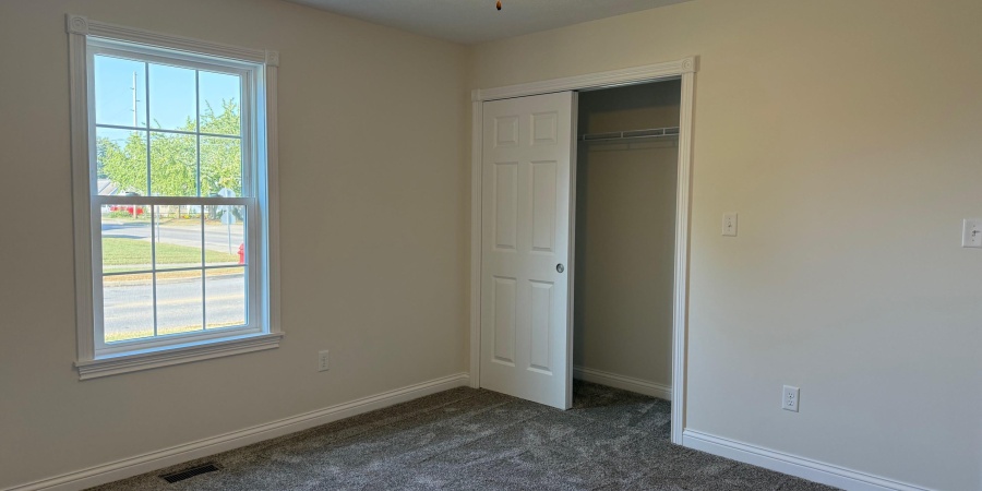 389 NE H Street, Linton, Indiana 47441,MLS,202538265