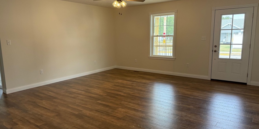 389 NE H Street, Linton, Indiana 47441,MLS,202538265