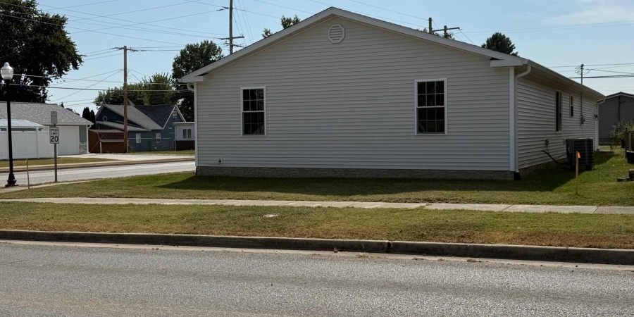 389 NE H Street, Linton, Indiana 47441,MLS,202538265