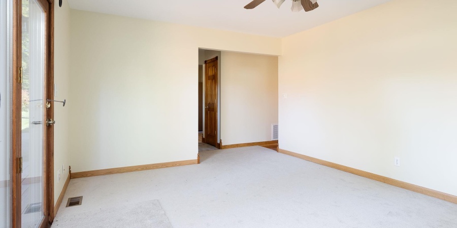 1210 S Tall Oaks Drive, Bloomington, Indiana 47403,MLS,202538299