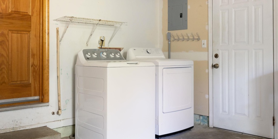 1210 S Tall Oaks Drive, Bloomington, Indiana 47403,MLS,202538299