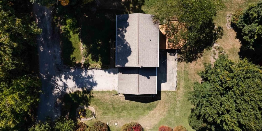 1210 S Tall Oaks Drive, Bloomington, Indiana 47403,MLS,202538299