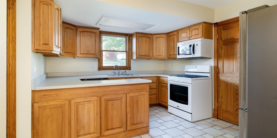 1210 S Tall Oaks Drive, Bloomington, Indiana 47403,MLS,202538299