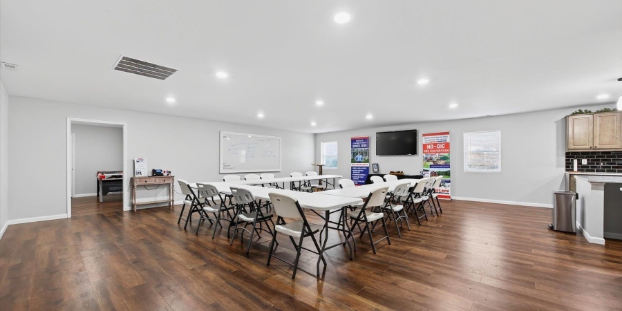 2110 N Angelina Lane, Bloomington, Indiana 47404-8709,MLS,202538406