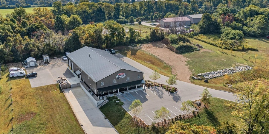 2110 N Angelina Lane, Bloomington, Indiana 47404-8709,MLS,202538406