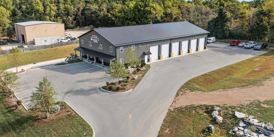 2110 N Angelina Lane, Bloomington, Indiana 47404-8709,MLS,202538406