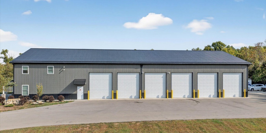 2110 N Angelina Lane, Bloomington, Indiana 47404-8709,MLS,202538406