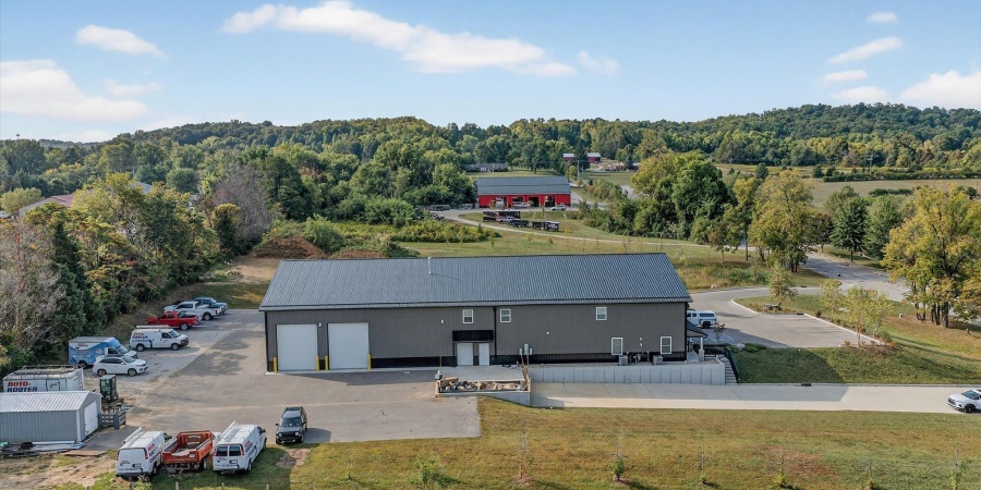 2110 N Angelina Lane, Bloomington, Indiana 47404-8709,MLS,202538406