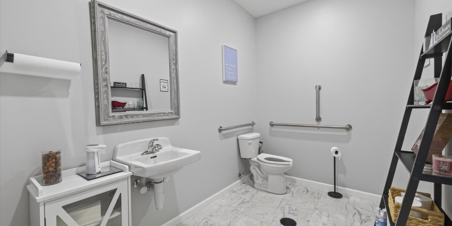 2110 N Angelina Lane, Bloomington, Indiana 47404-8709,MLS,202538406