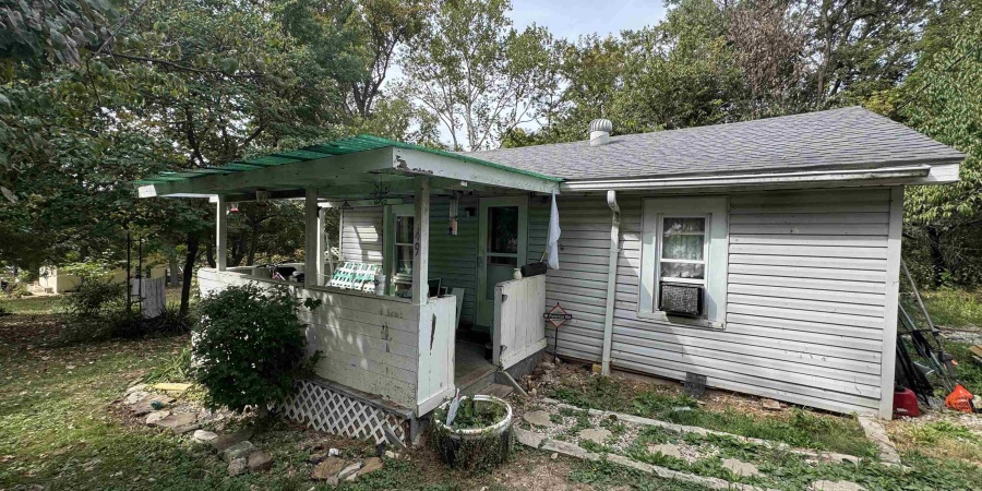 49 Walnut Heights, Bedford, Indiana 47421,MLS,202538325