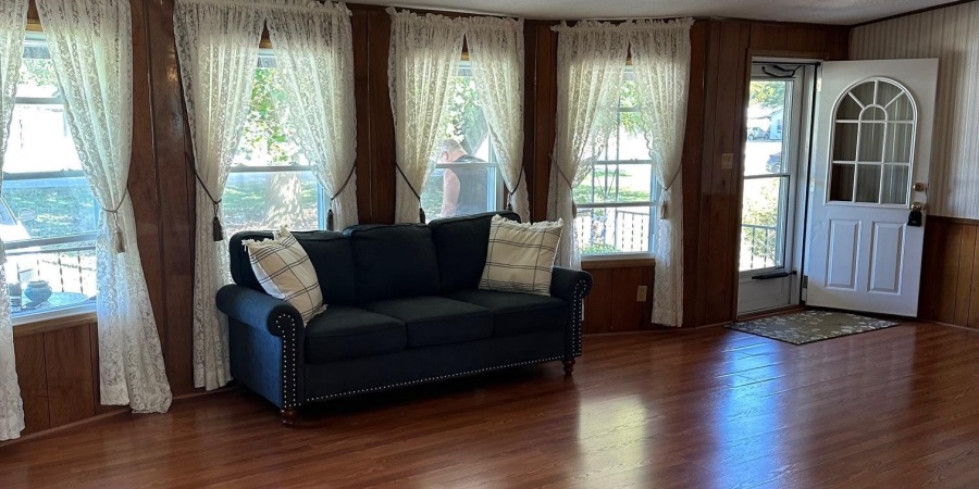 914 Orchard Street, Mitchell, Indiana 47446,MLS,202538398