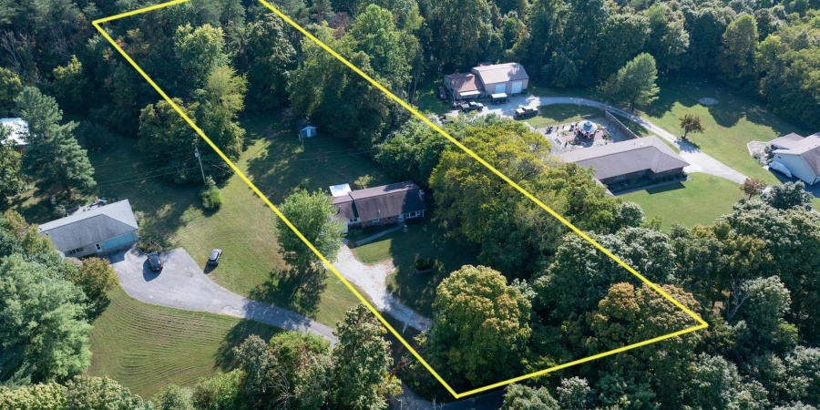 2798 E Bethel Lane, Bloomington, Indiana 47408,MLS,202538425