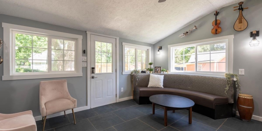 339 S Fairview Street, Bloomington, Indiana 47403,MLS,202538439