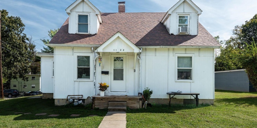 1122 N Madison Street, Bloomington, Indiana 47404-3448,MLS,202538505