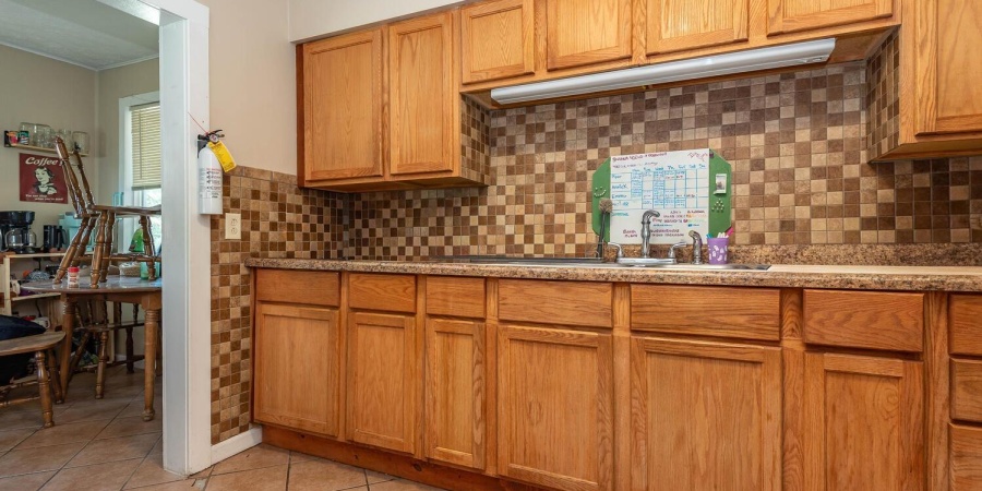 1122 N Madison Street, Bloomington, Indiana 47404-3448,MLS,202538505