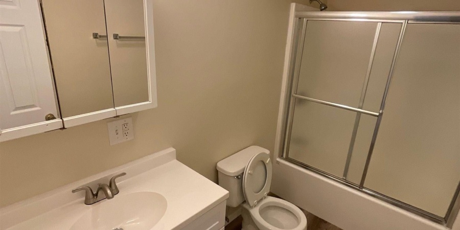 314, 316, 318, 320 E 10Th Street, Bloomington, Indiana 47408-3408,MLS,202538530