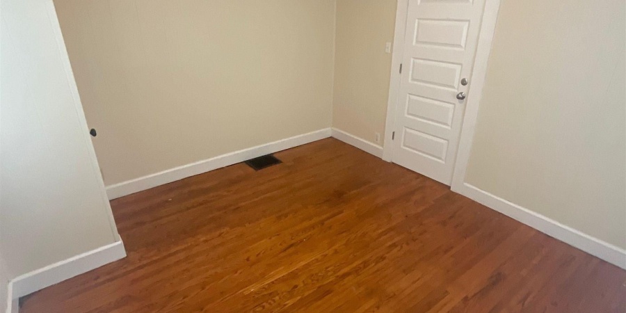 609 N Dunn Street, Bloomington, Indiana 47408-3655,MLS,202538688