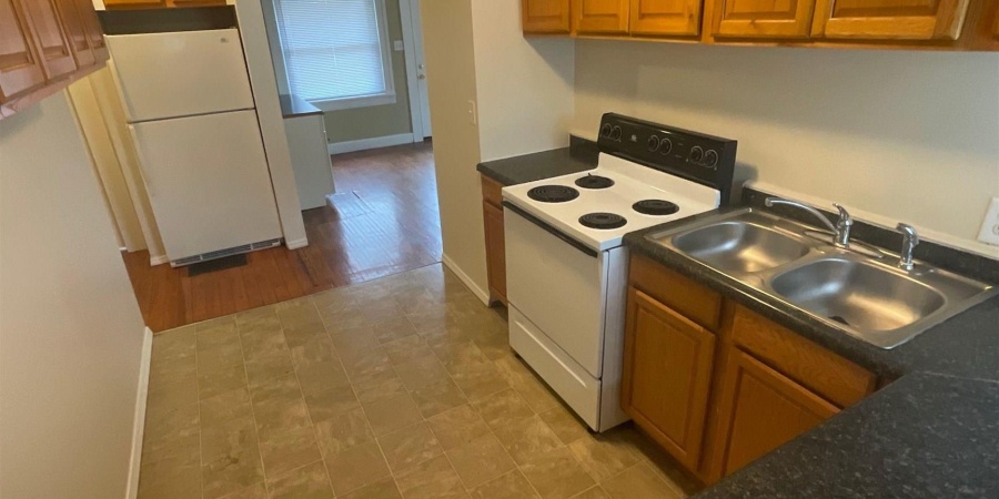 609 N Dunn Street, Bloomington, Indiana 47408-3655,MLS,202538688